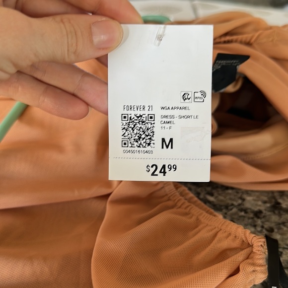 FOREVER 21 medium camel dress. Long sleeve with cut out front. Light weight - Picture 5 of 5